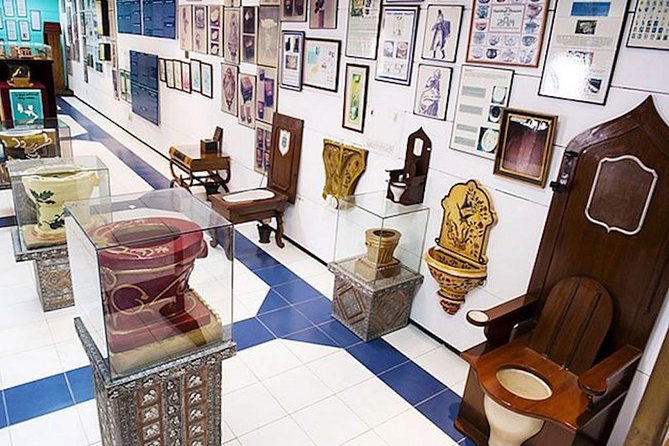 premiere_travel_planners_toilet museum_ New Delhi-India